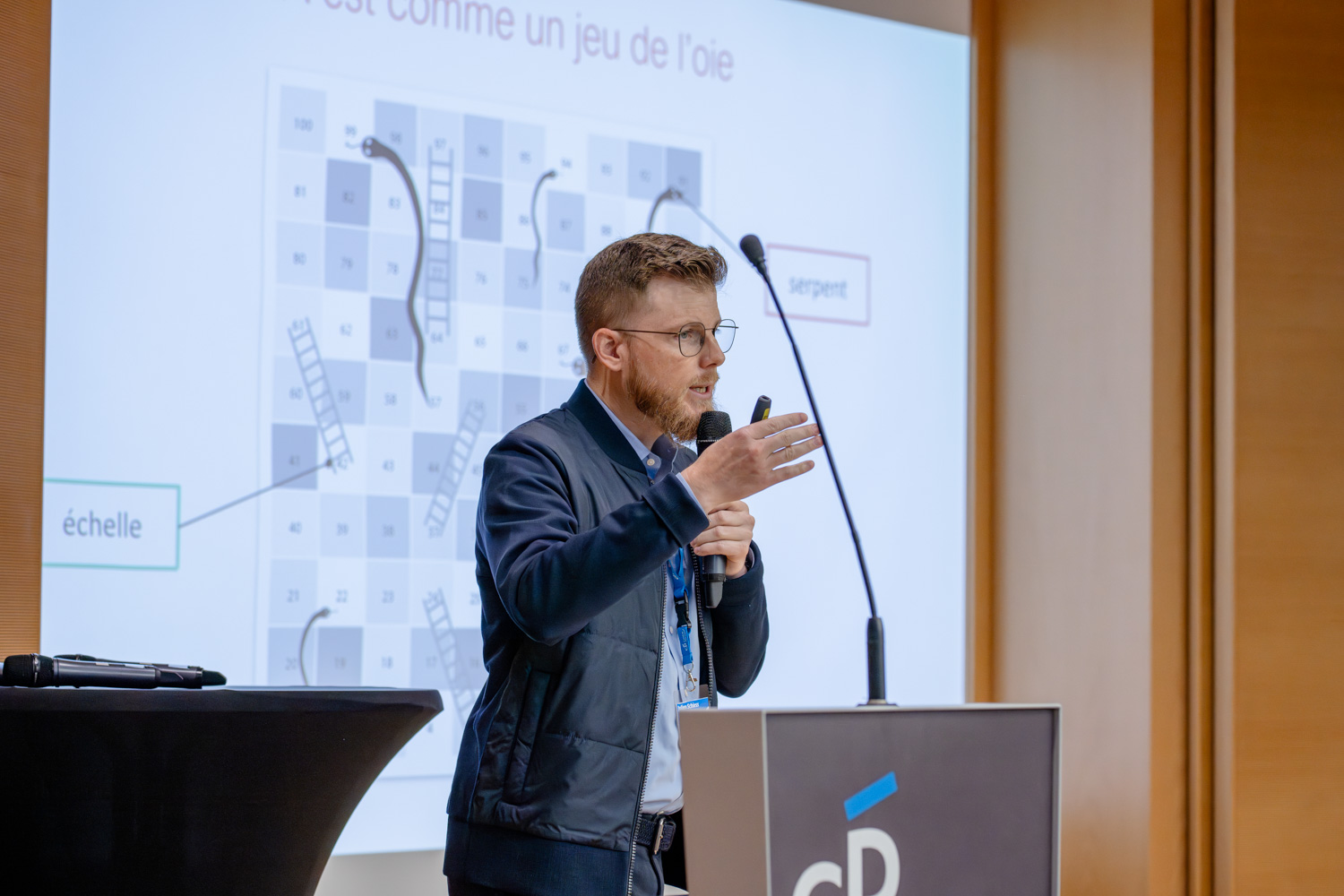 Matthieu Corthésy et Julien Schiess, co-fondateurs de MCJS, formateurs IA et conférenciers